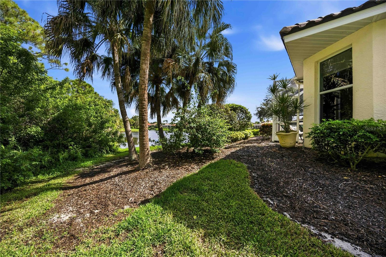 3951 WHISPERING OAKS DR — photo 51