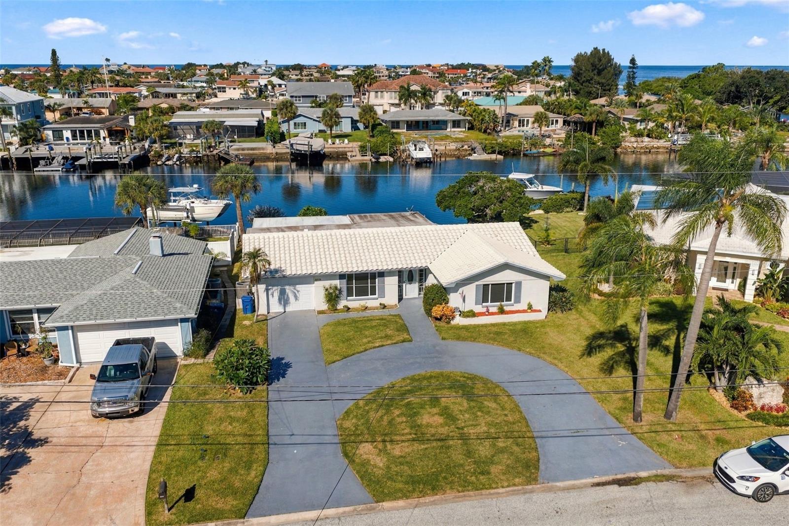 5513 BOWLINE BND — photo 2