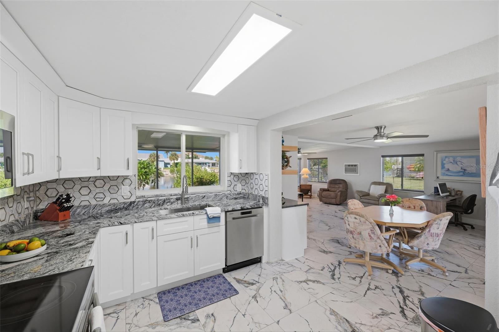 5513 BOWLINE BND — photo 8