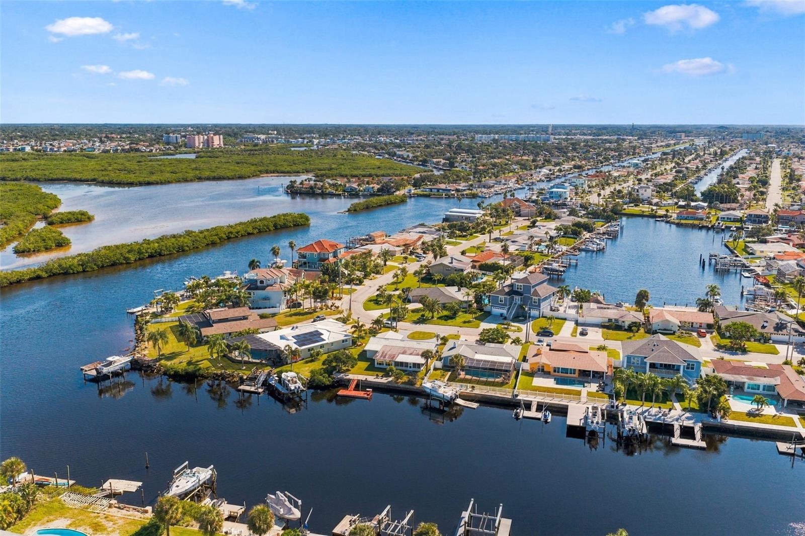 5513 BOWLINE BND — photo 4