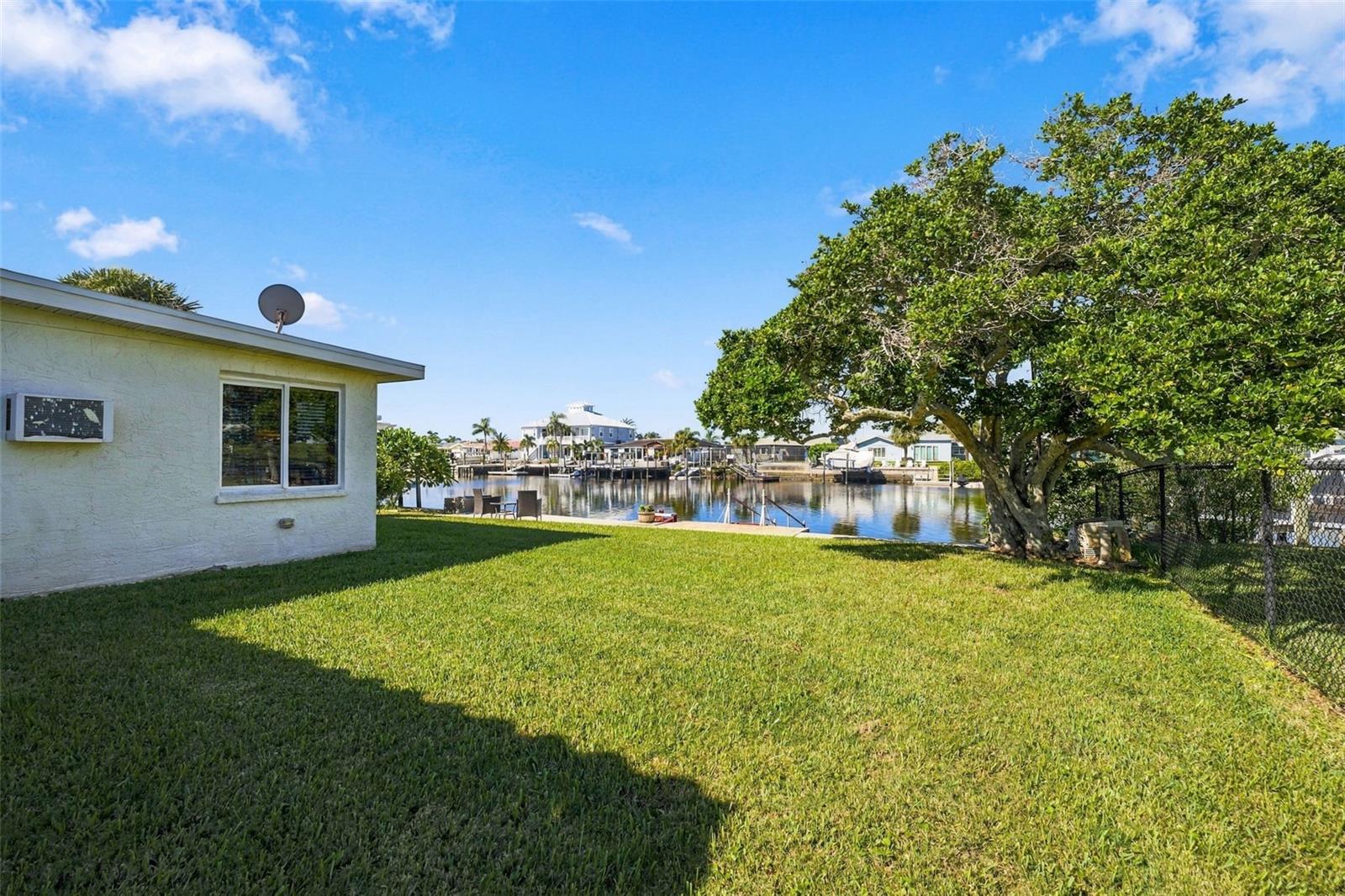 5513 BOWLINE BND — photo 32