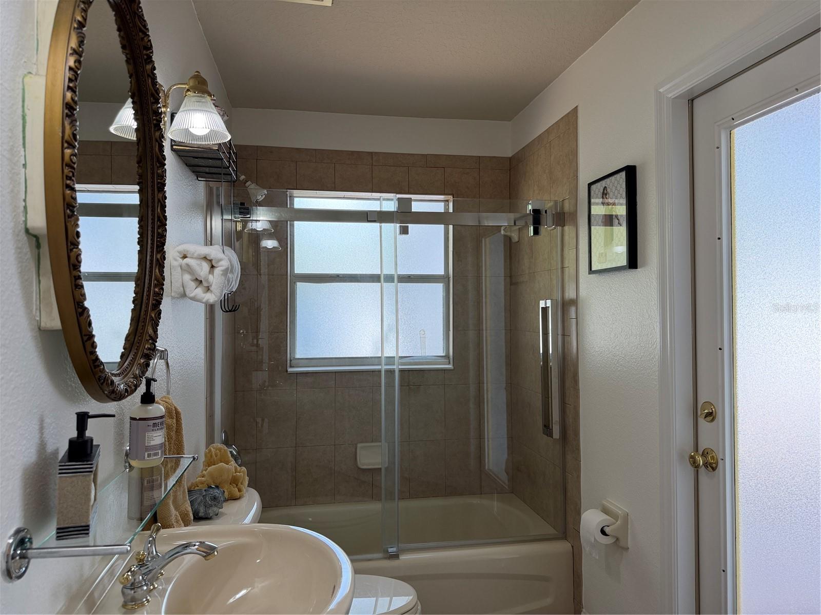 2311 OASIS DR — photo 45