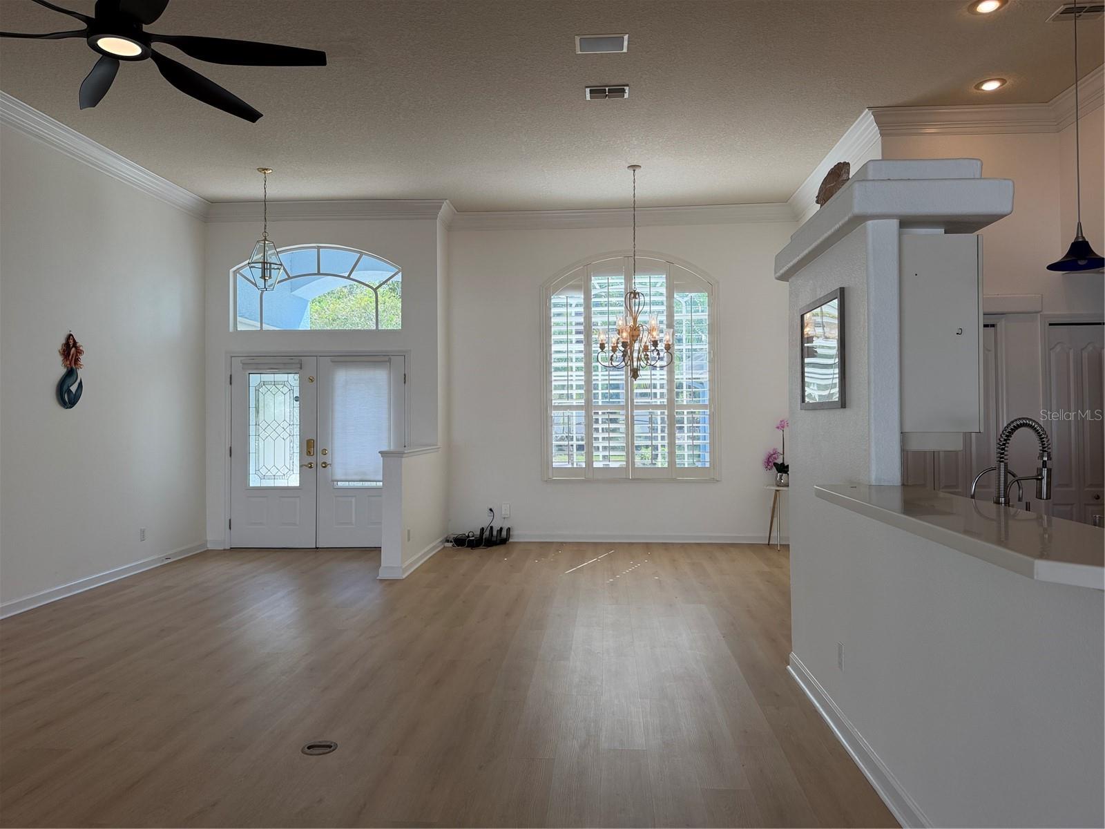 2311 OASIS DR — photo 23