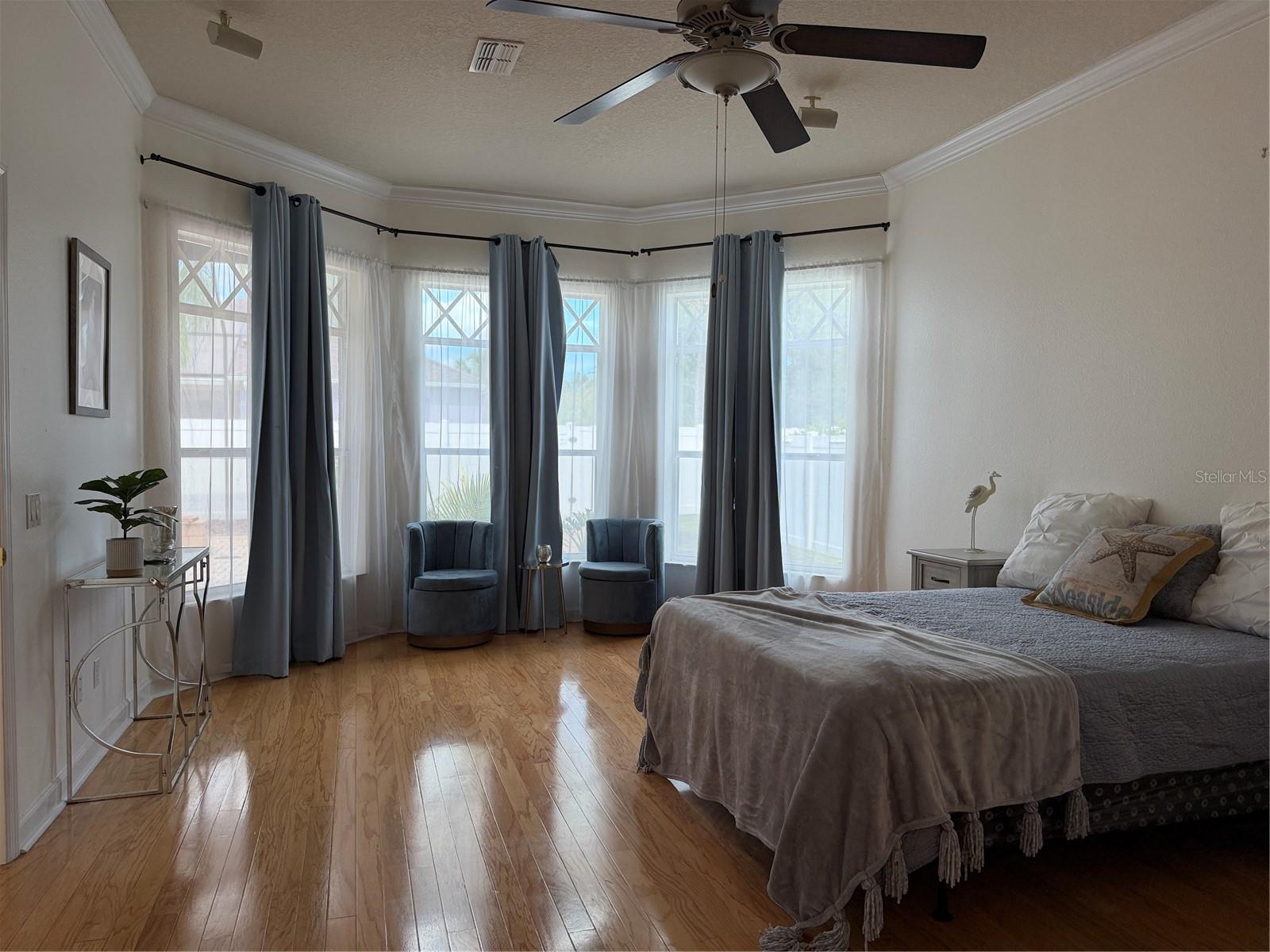 2311 OASIS DR — photo 28