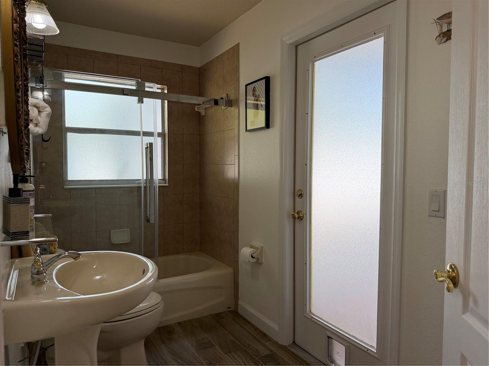 2311 OASIS DR — photo 48