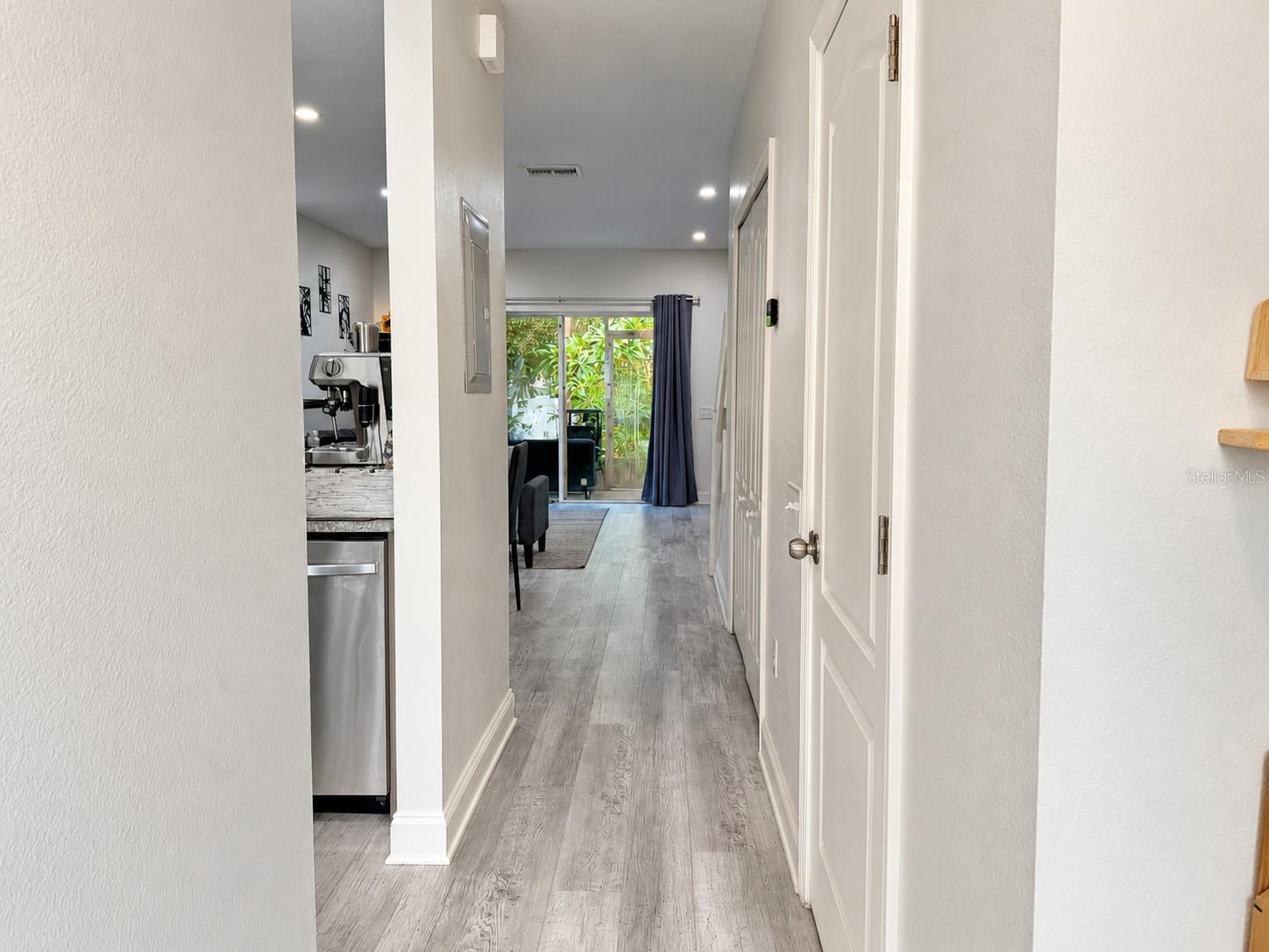 2334 LAKE WOODBERRY CIR — photo 3