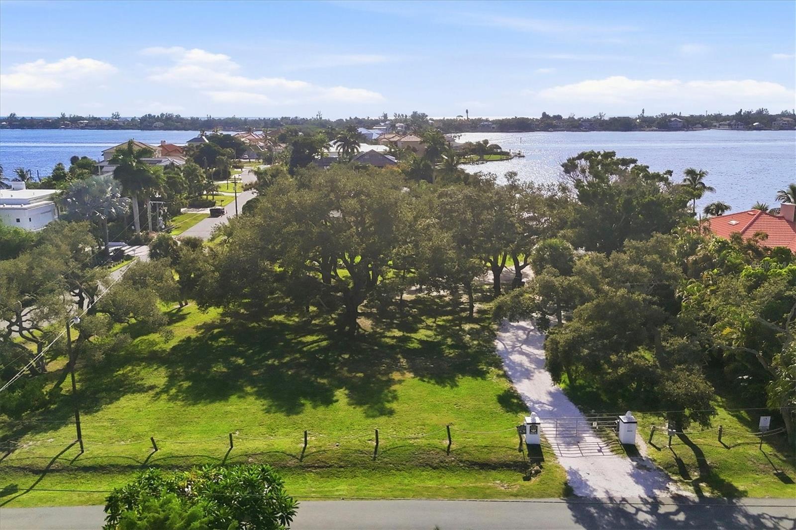 7313 STARFISH DR — photo 38