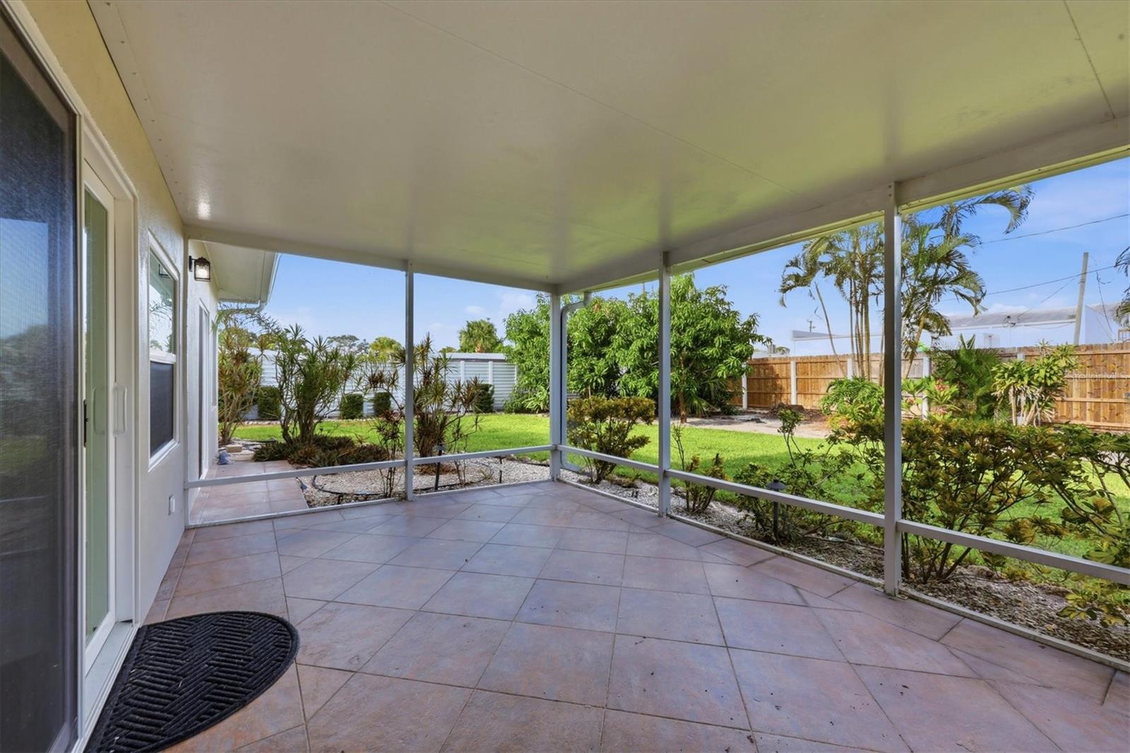 7313 STARFISH DR — photo 28