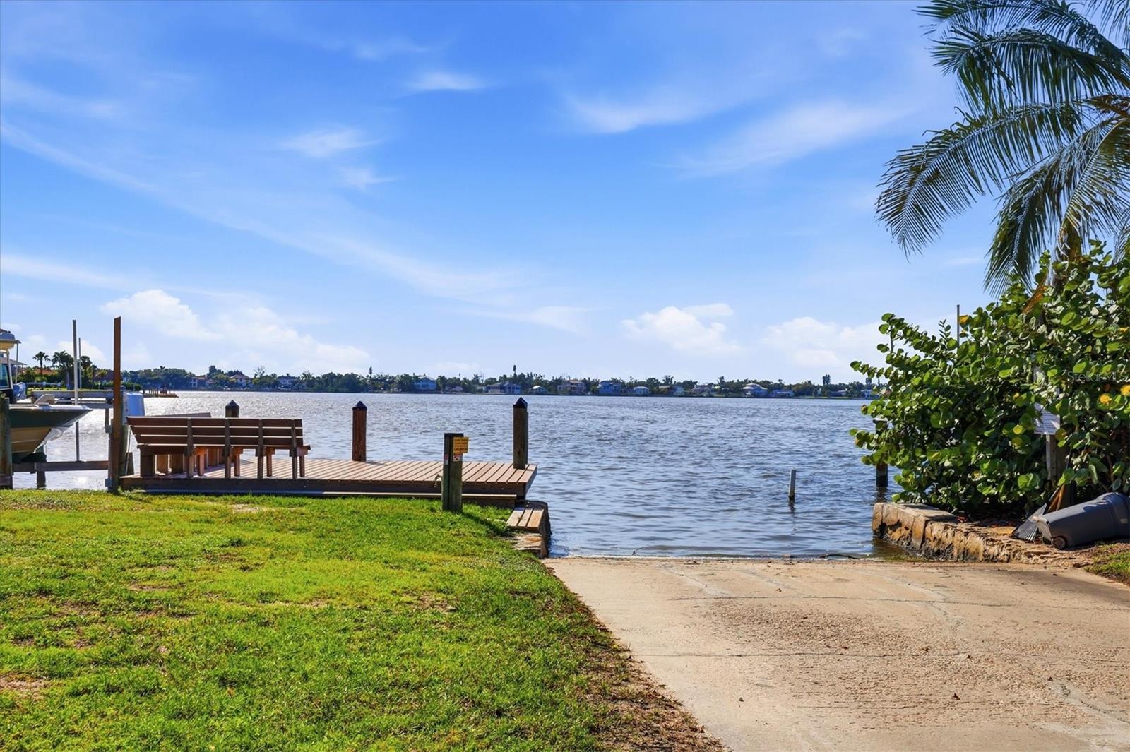 7313 STARFISH DR — photo 42
