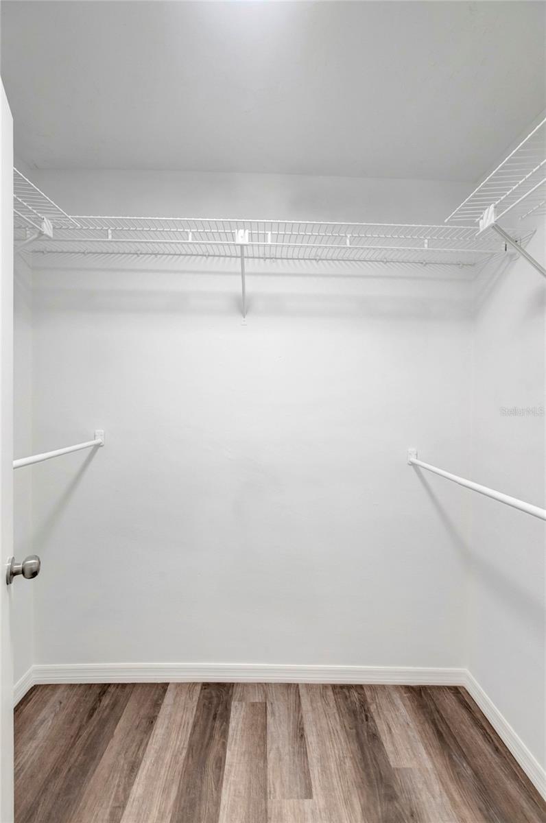 7403 FOXBLOOM DR — photo 26