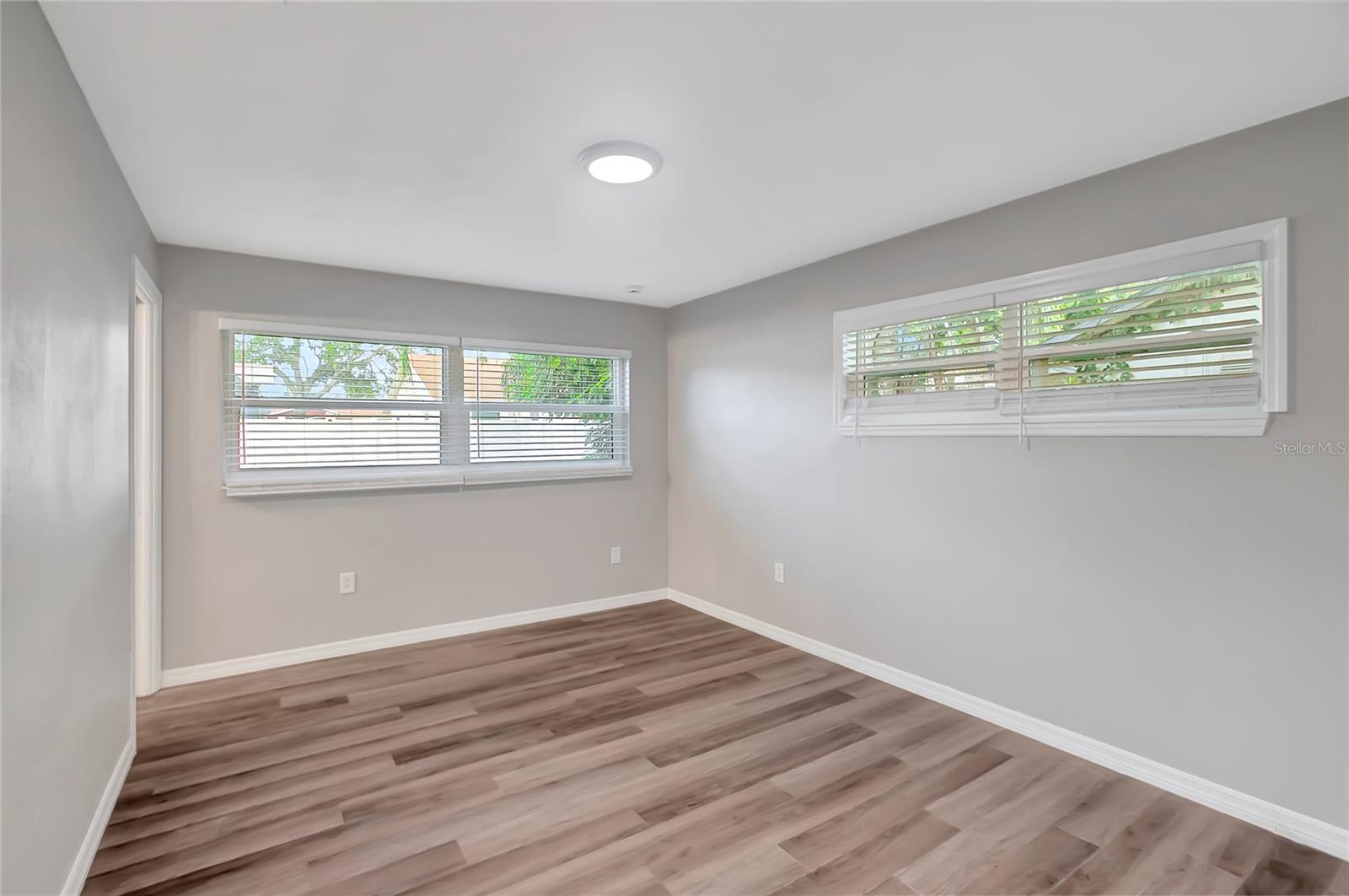 7403 FOXBLOOM DR — photo 25