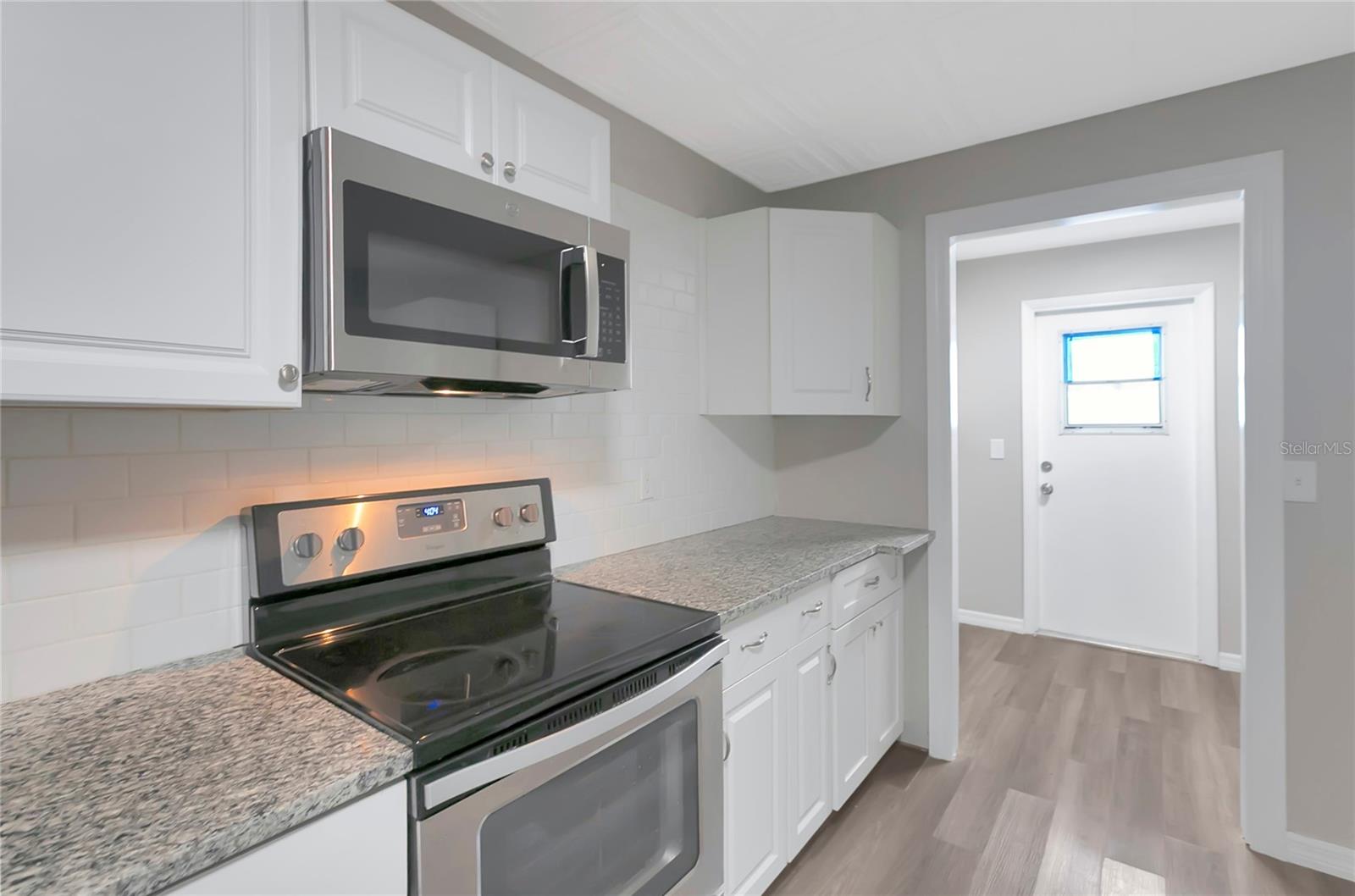 7403 FOXBLOOM DR — photo 19