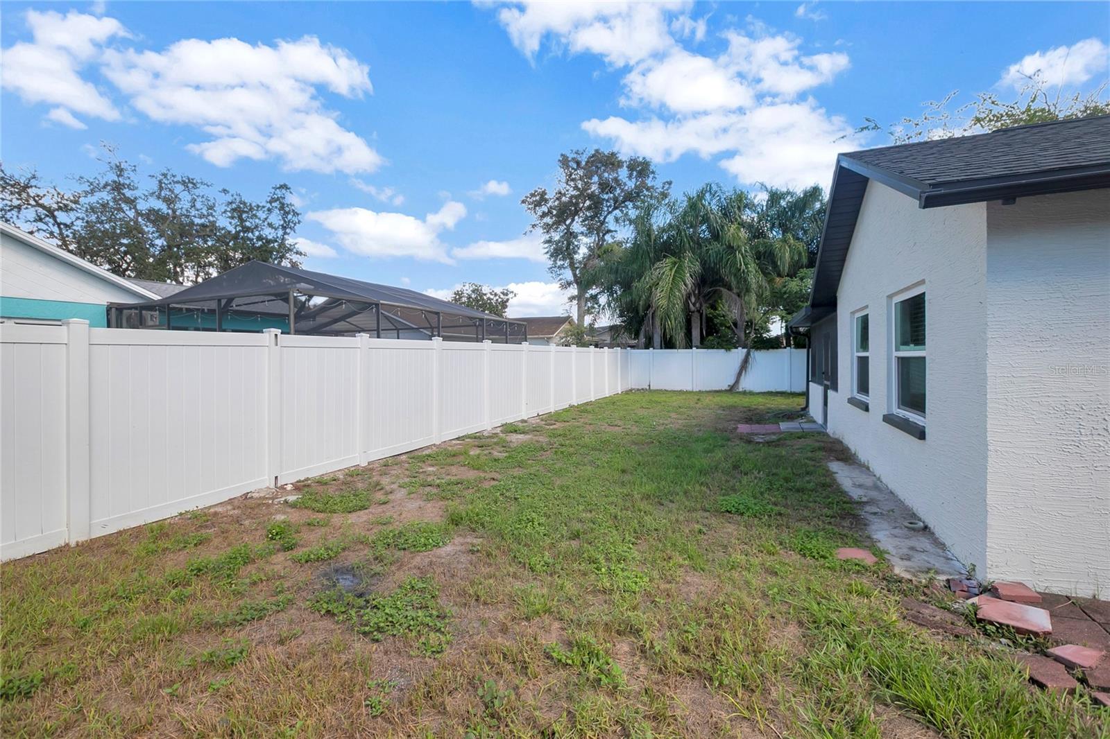 7403 FOXBLOOM DR — photo 48