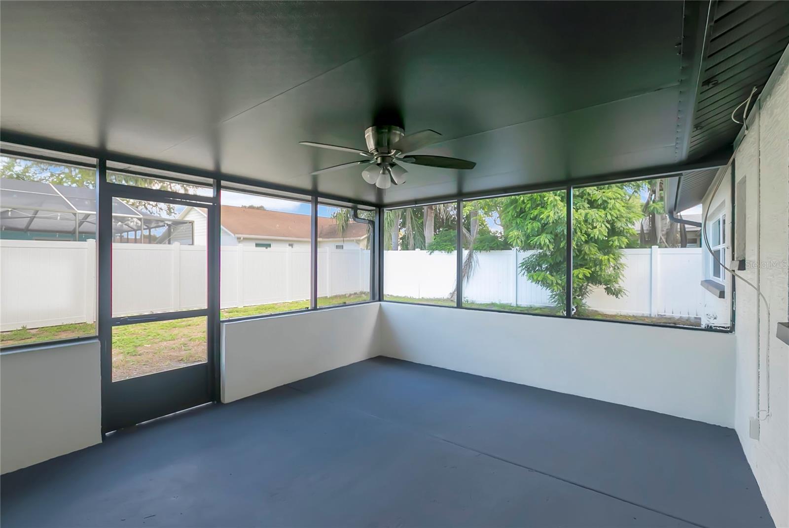 7403 FOXBLOOM DR — photo 43