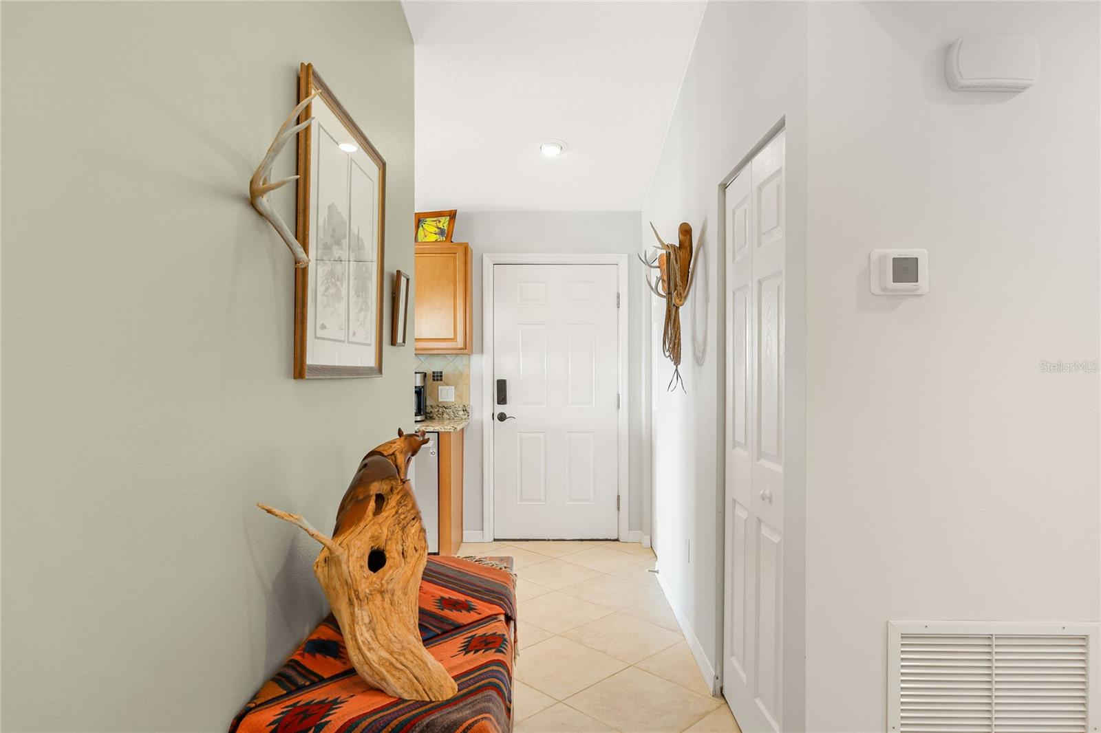 901 CHAPIN BLVD — photo 19