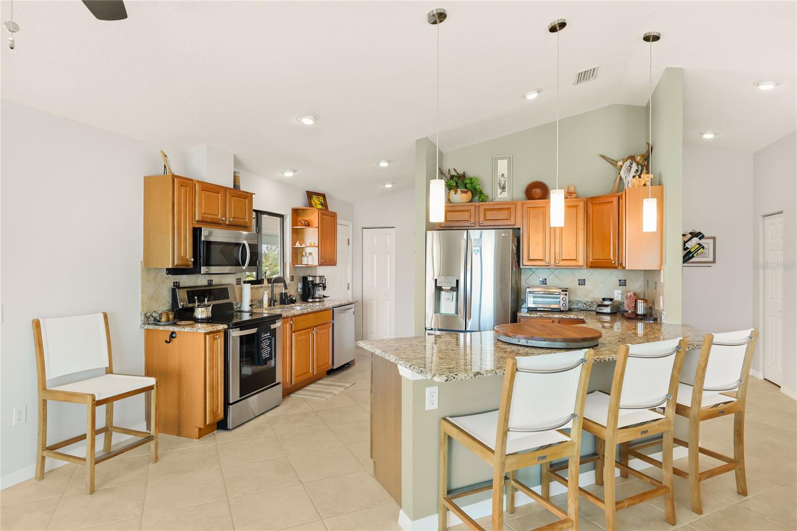 901 CHAPIN BLVD — photo 22