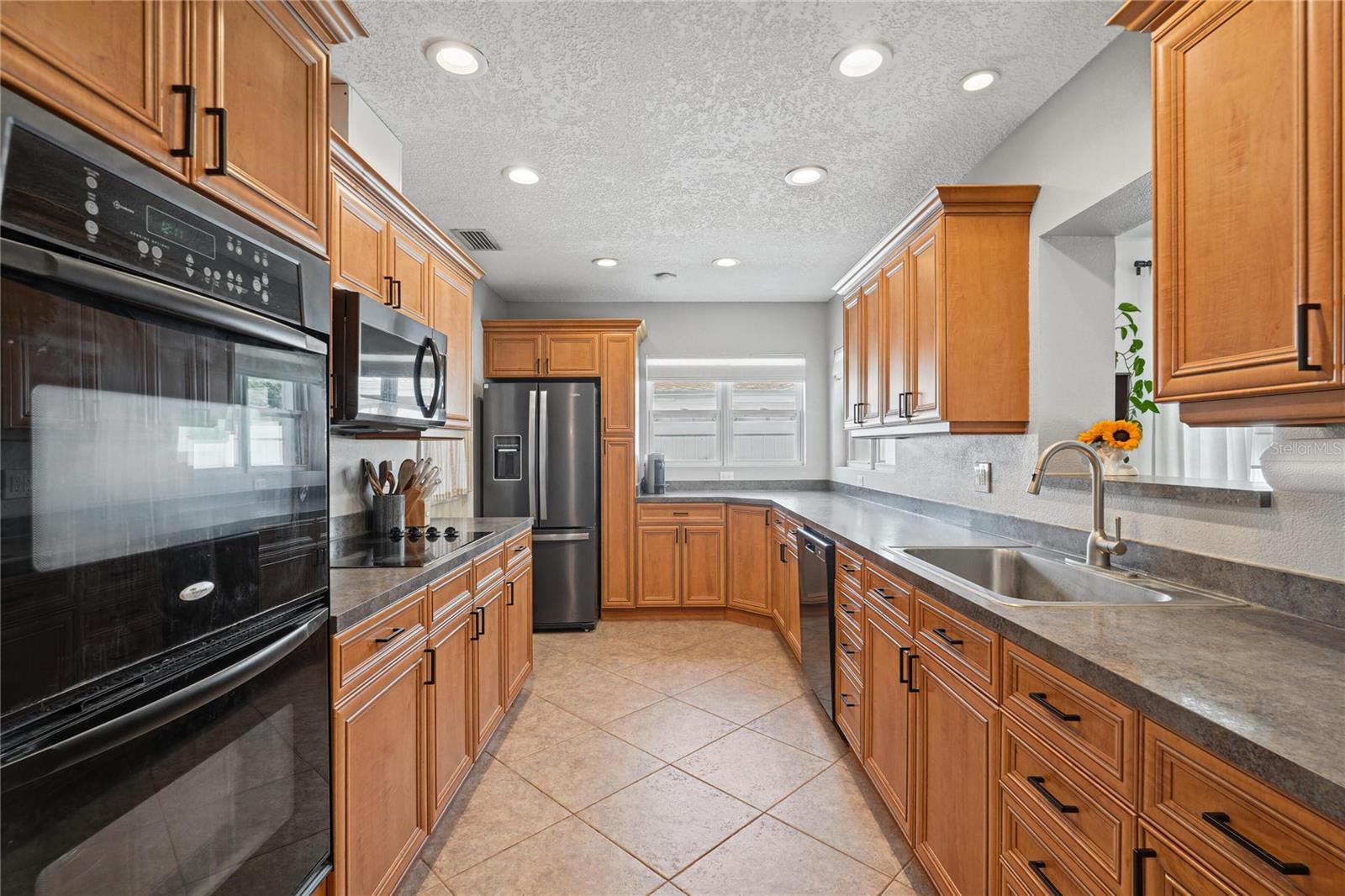 13833 DOMINICA DR — photo 7