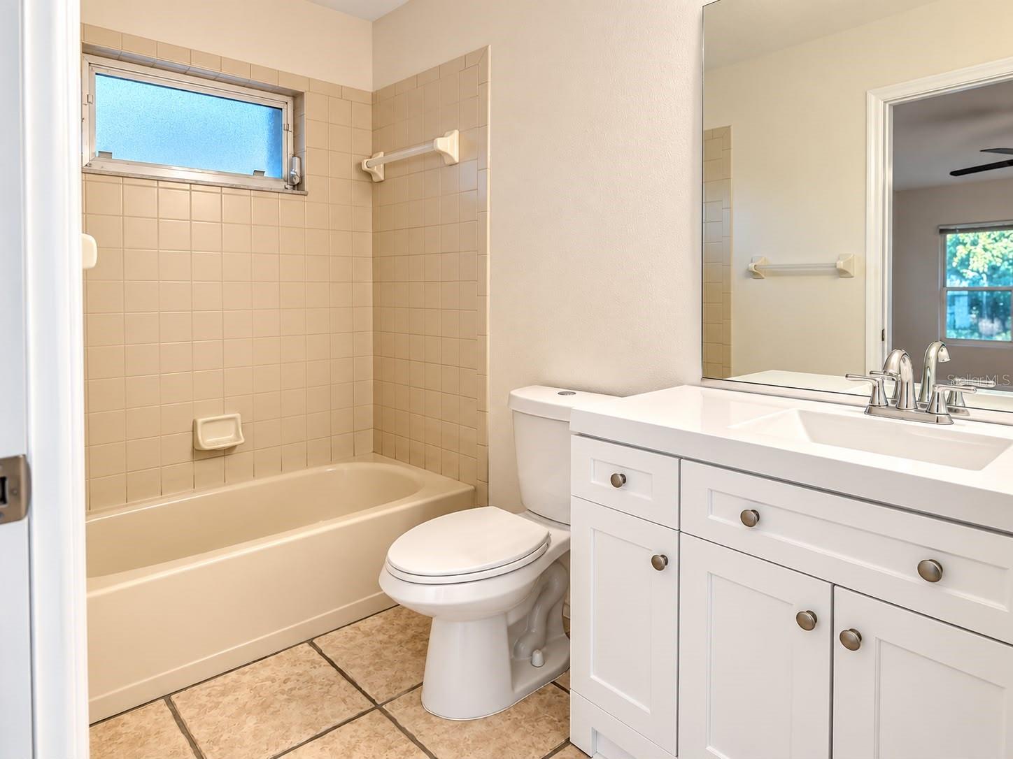 131 49TH CT E — photo 11