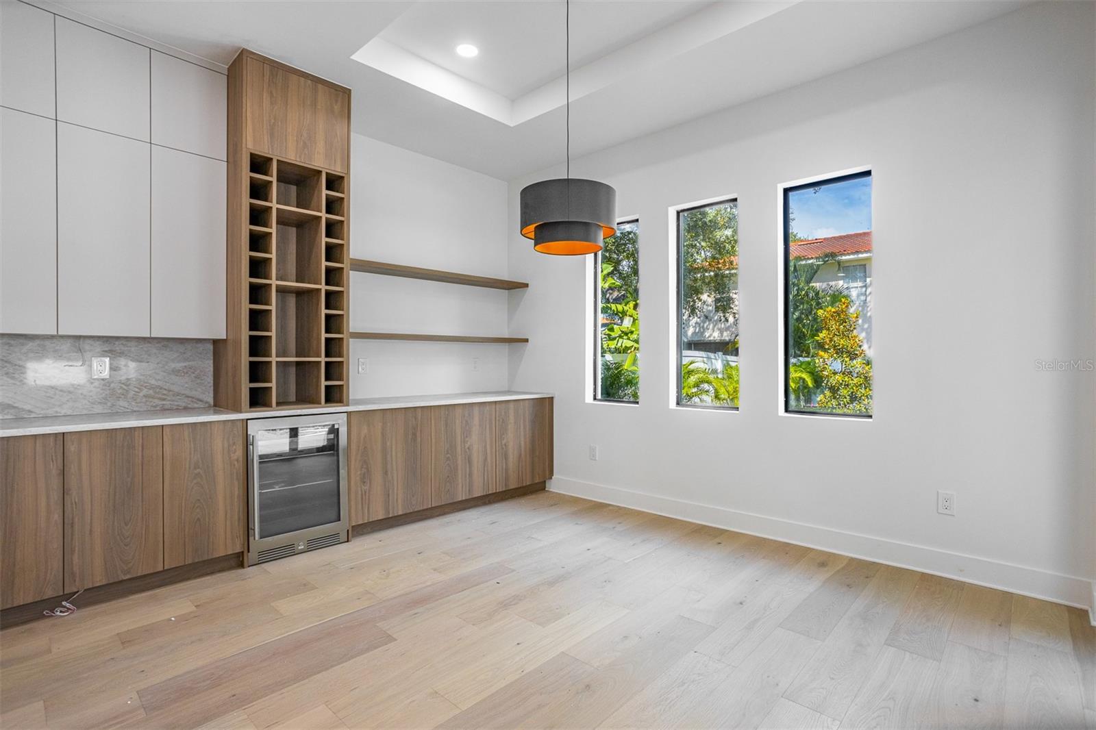 3109 W WYOMING AVE — photo 8