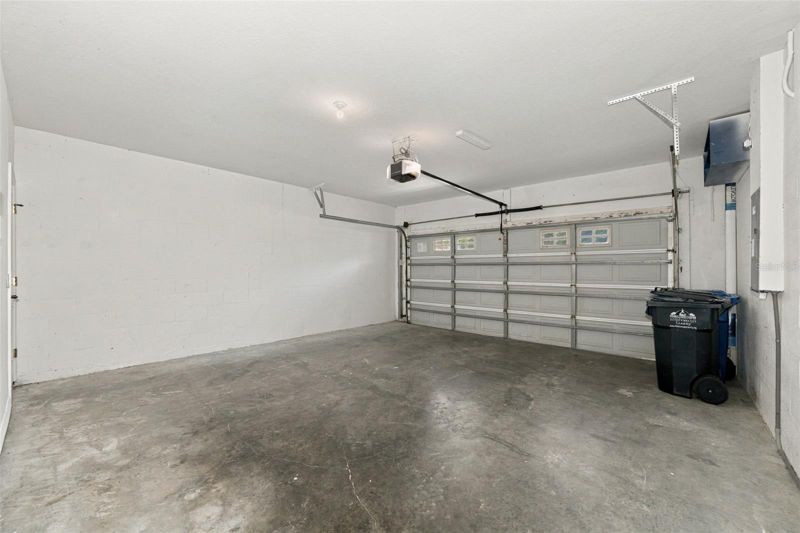 10313 WILLOW LEAF TRL — photo 30