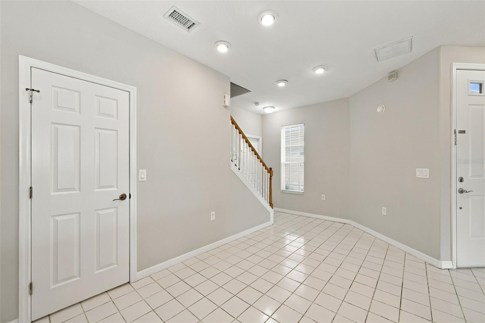 10313 WILLOW LEAF TRL — photo 7