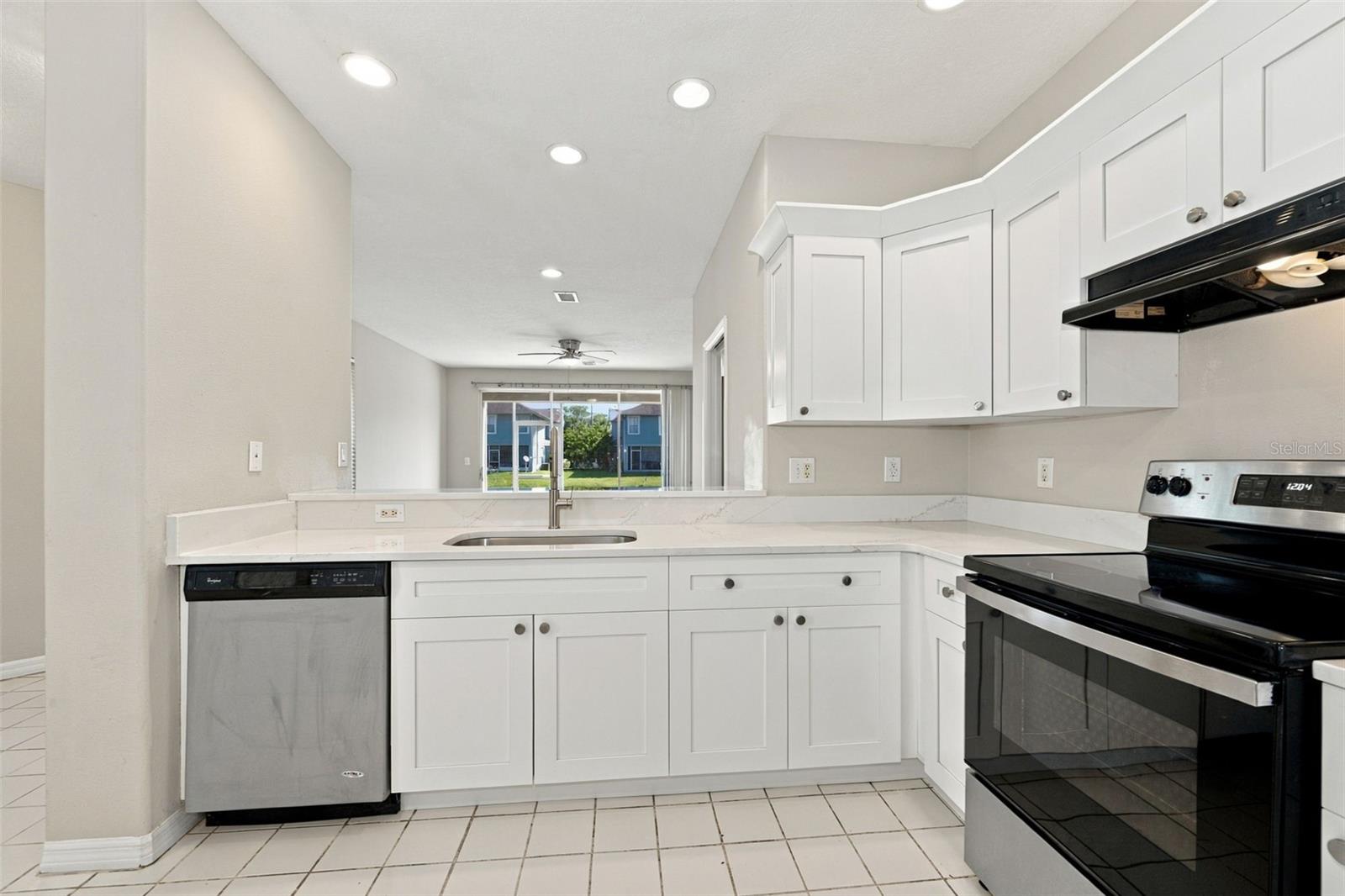 10313 WILLOW LEAF TRL — photo 6