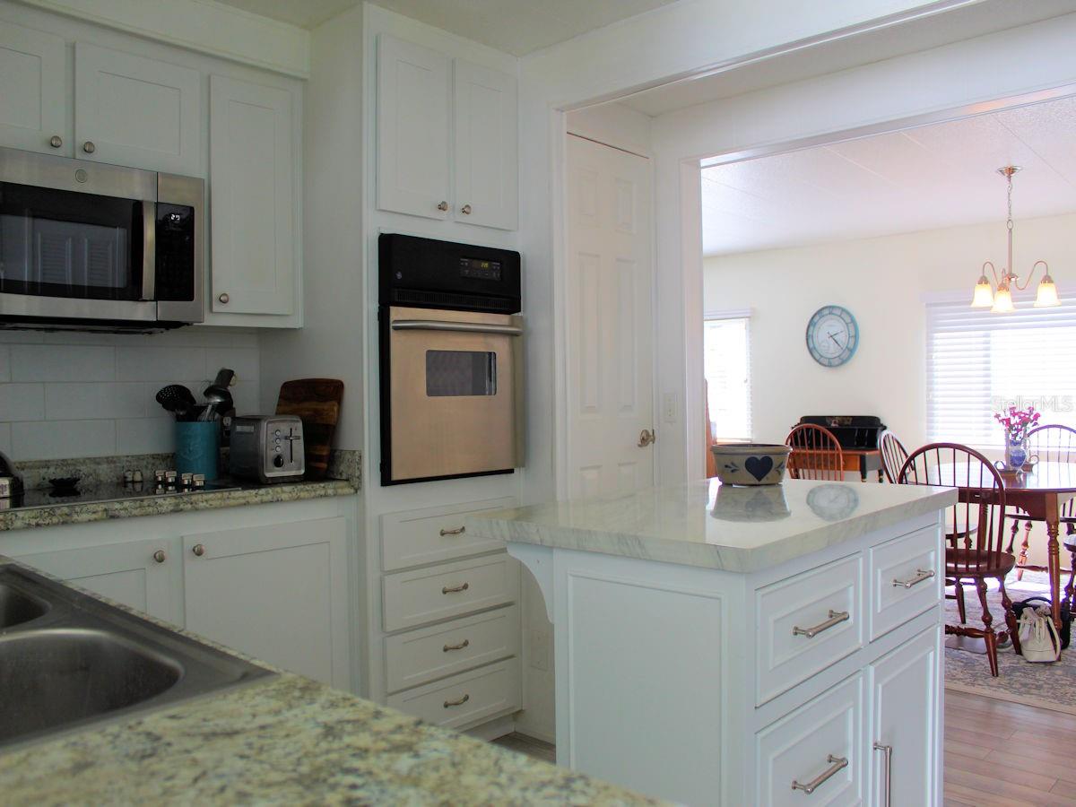 Home in LARGO — photo 5