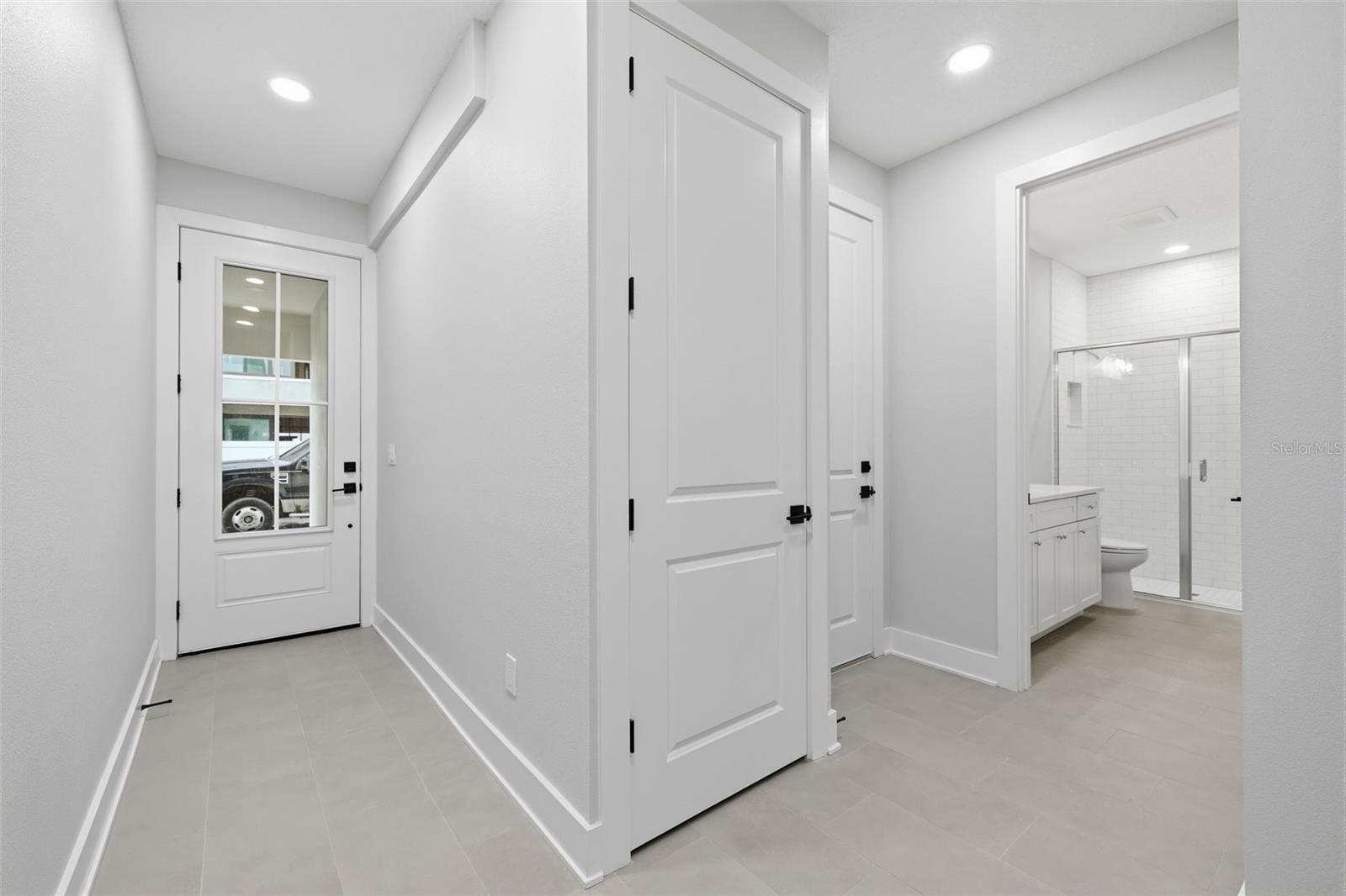 4208 W CARMEN ST #C — photo 3