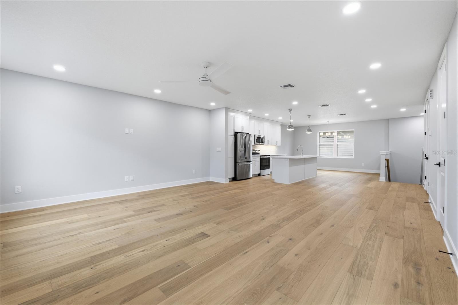 4208 W CARMEN ST #C — photo 17