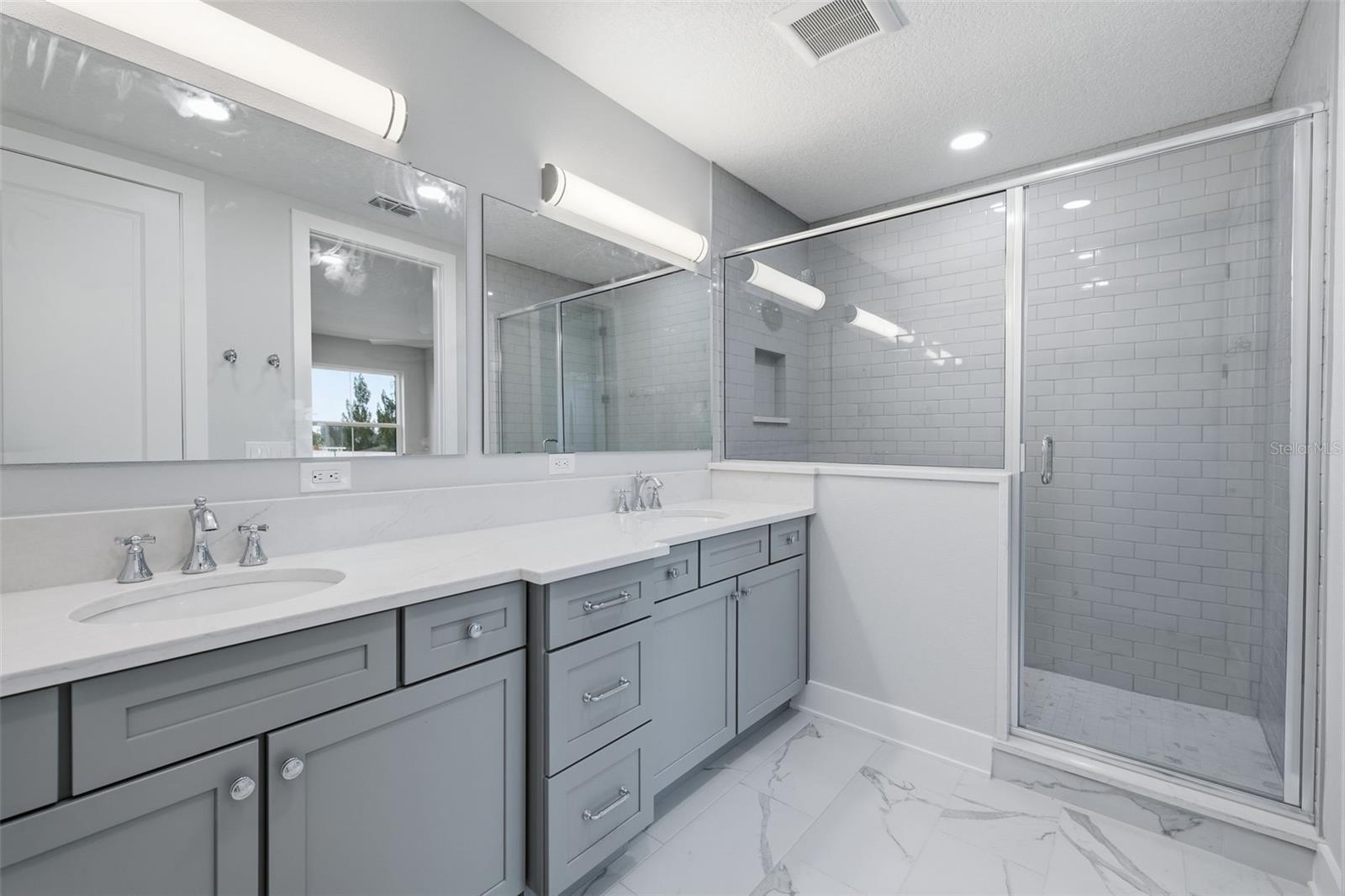 4208 W CARMEN ST #C — photo 22