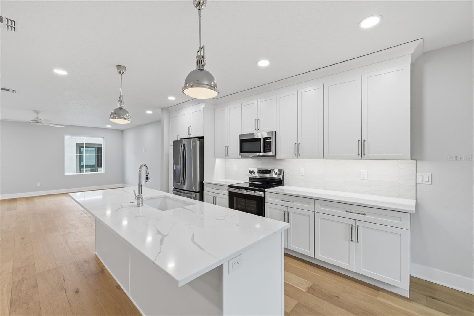 4208 W CARMEN ST #C — photo 10