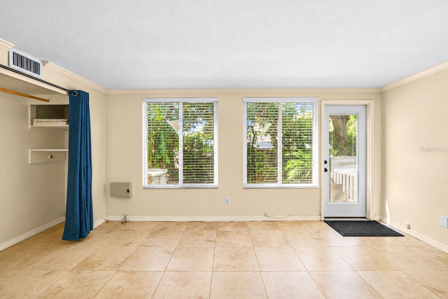 2000 WORLD PARKWAY BLVD #2 — photo 20