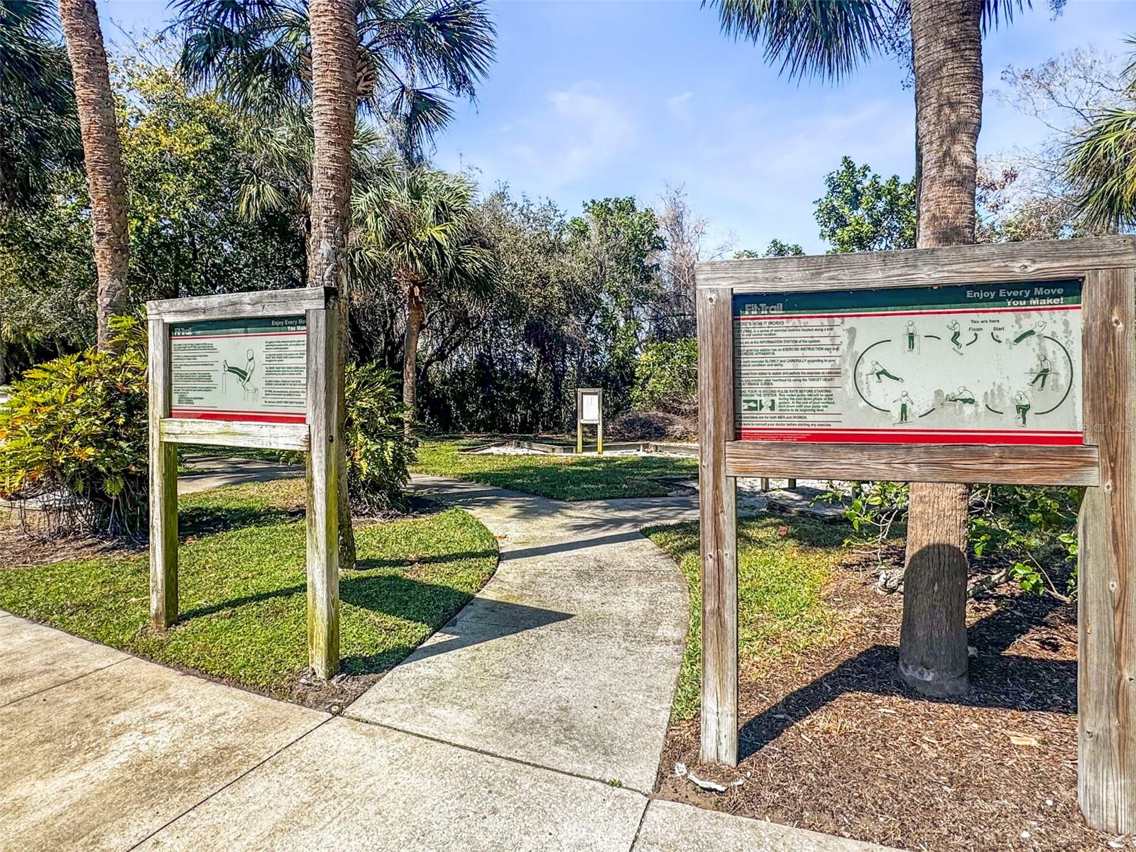 2000 WORLD PARKWAY BLVD #2 — photo 36