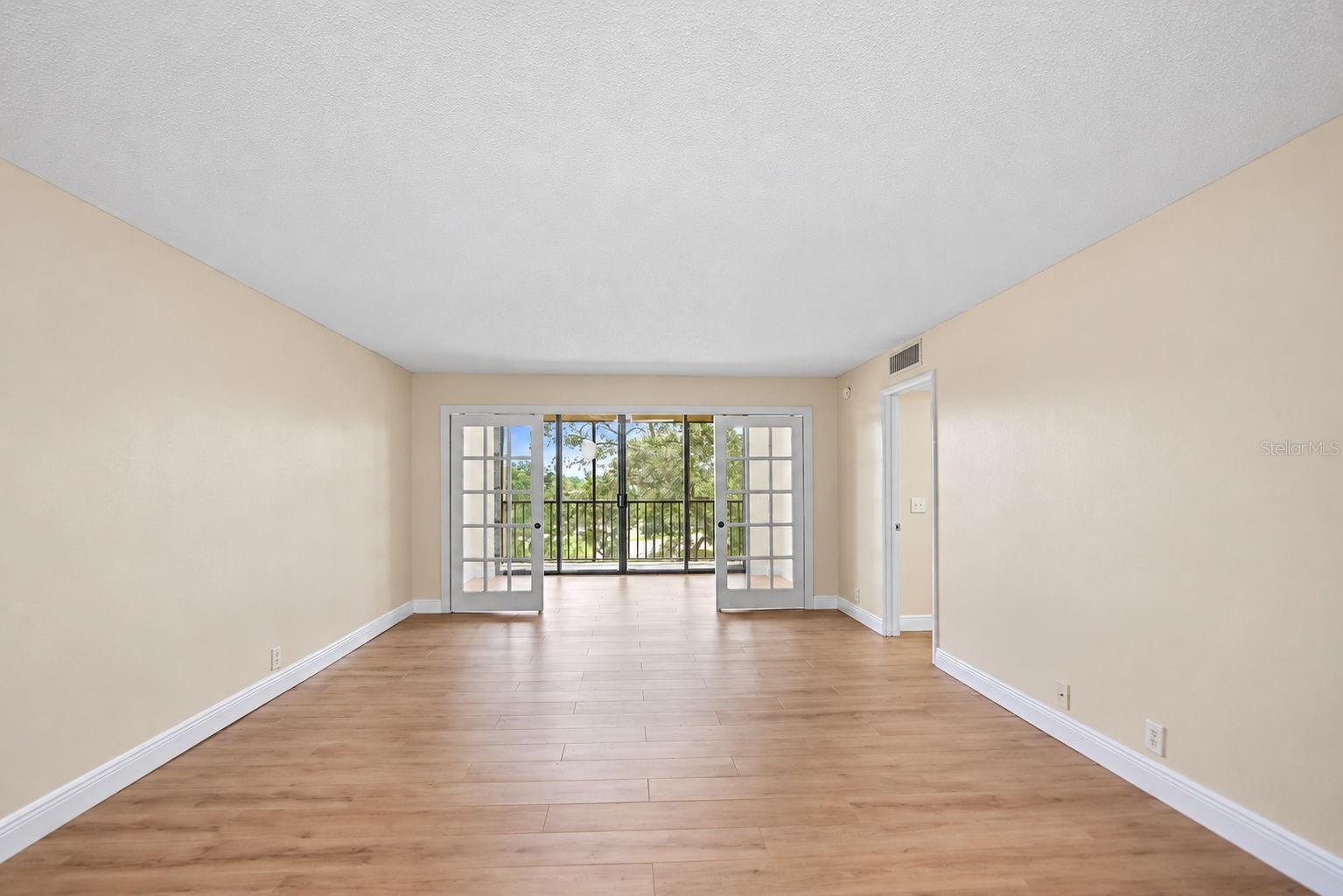 3062 EASTLAND BLVD #313 — photo 13