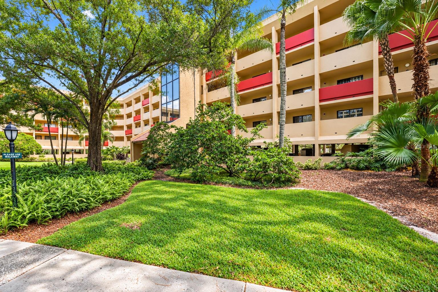 3062 EASTLAND BLVD #313 — photo 43
