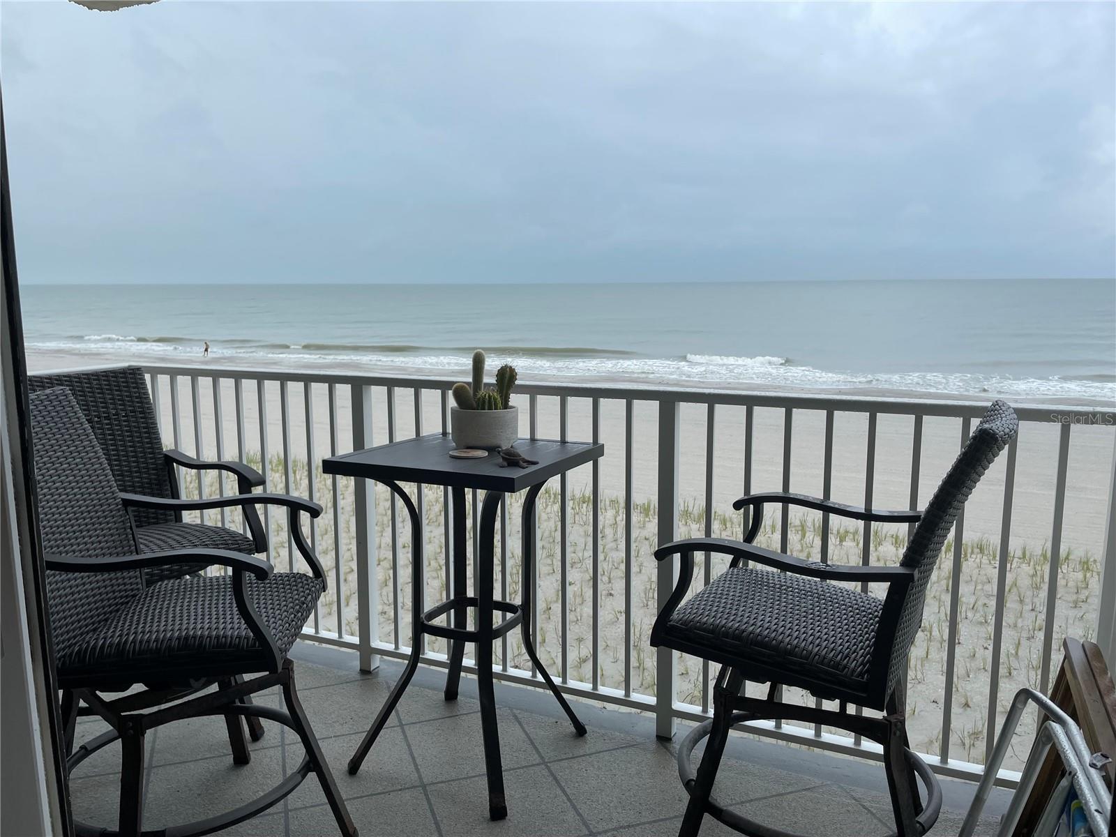 18650 GULF BLVD #304 — photo 4