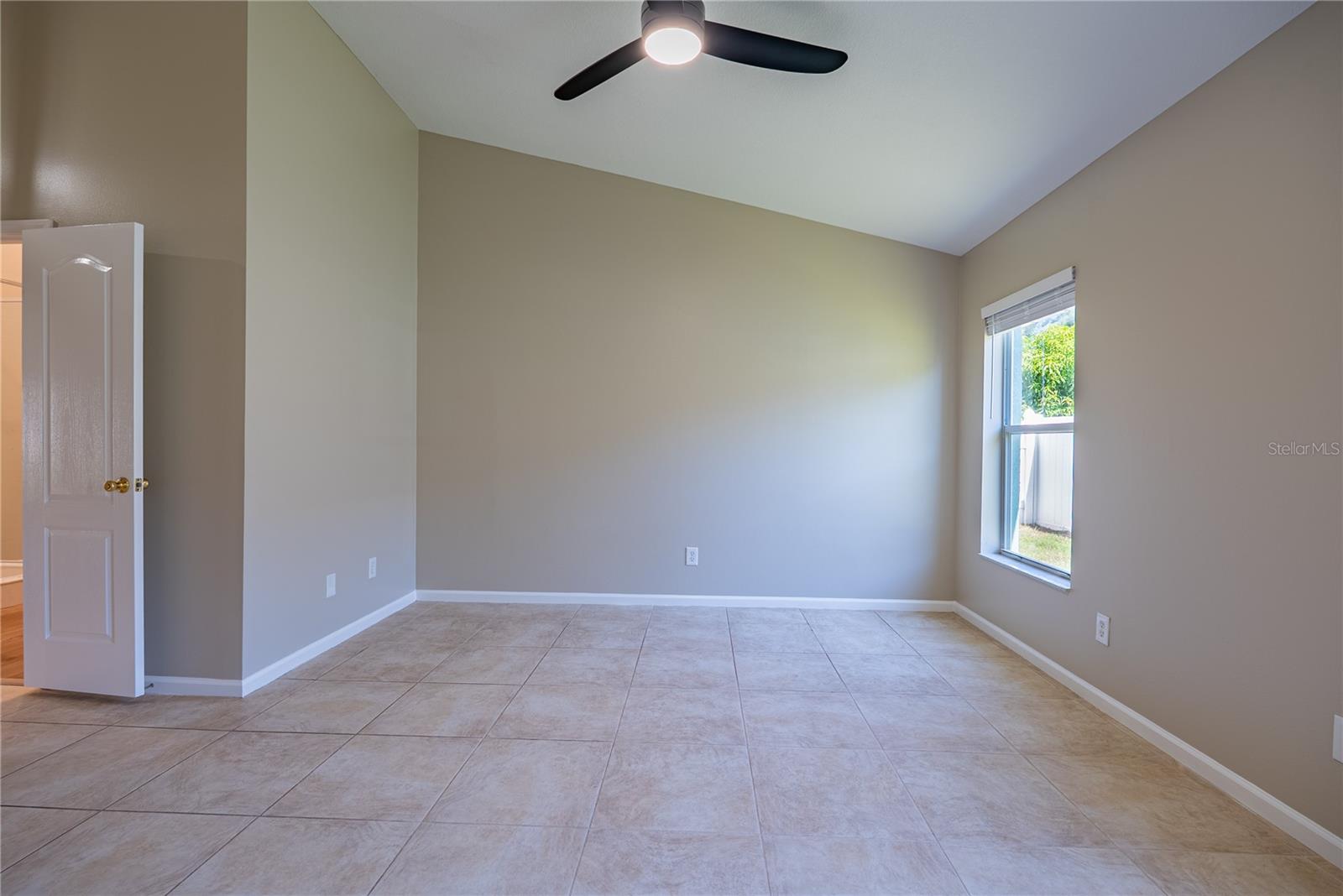 2022 SAMANTHA LN — photo 46