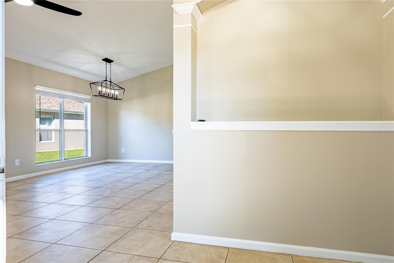 2022 SAMANTHA LN — photo 4