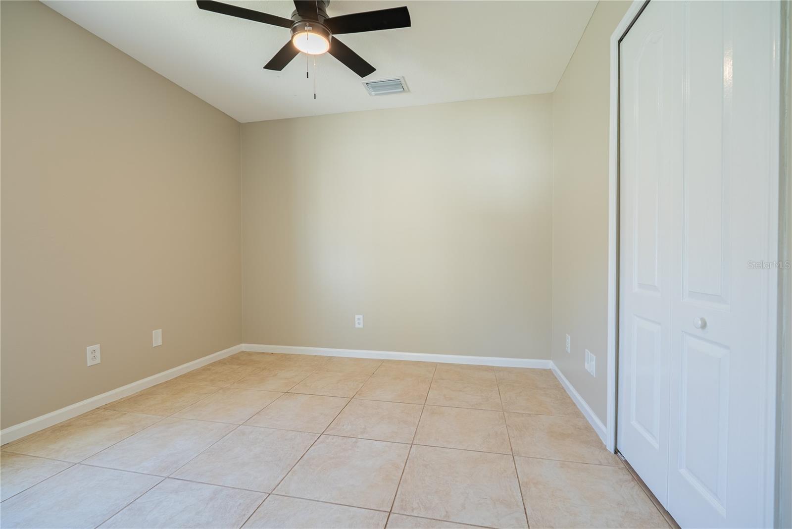 2022 SAMANTHA LN — photo 30