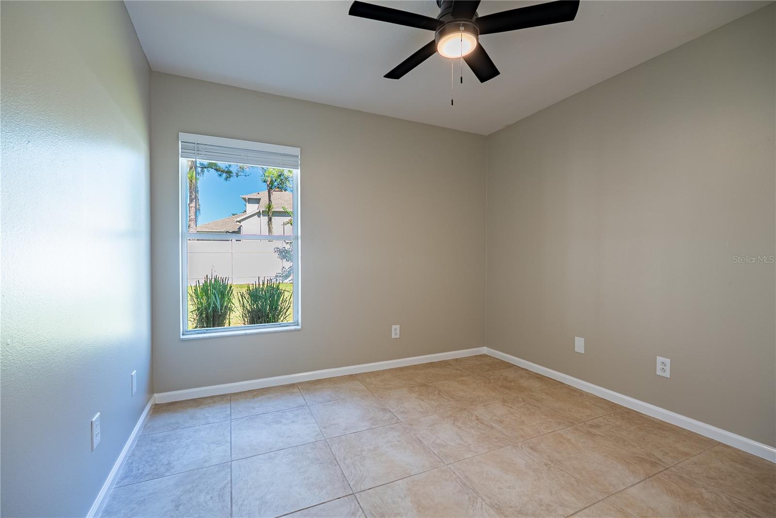 2022 SAMANTHA LN — photo 27
