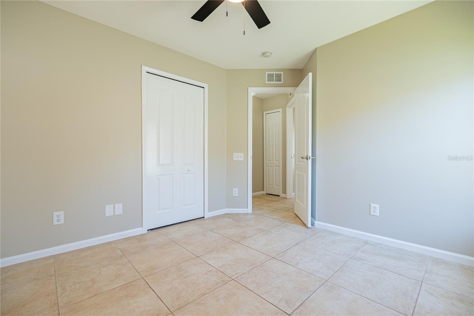 2022 SAMANTHA LN — photo 32