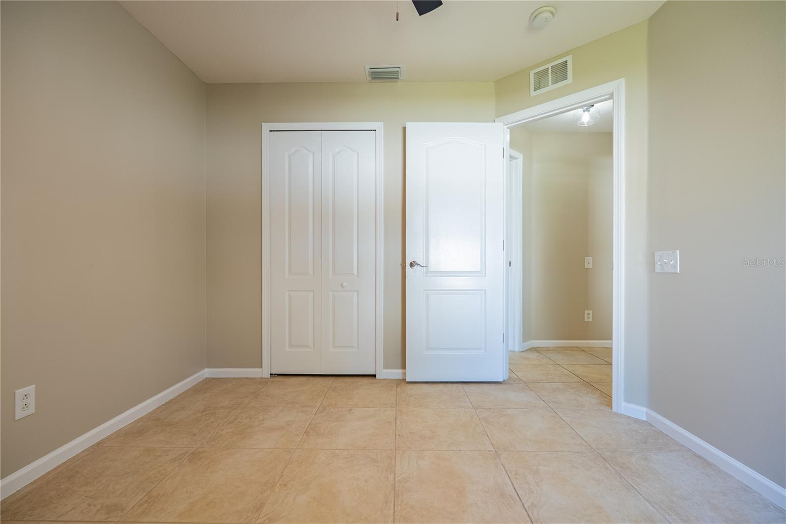 2022 SAMANTHA LN — photo 29