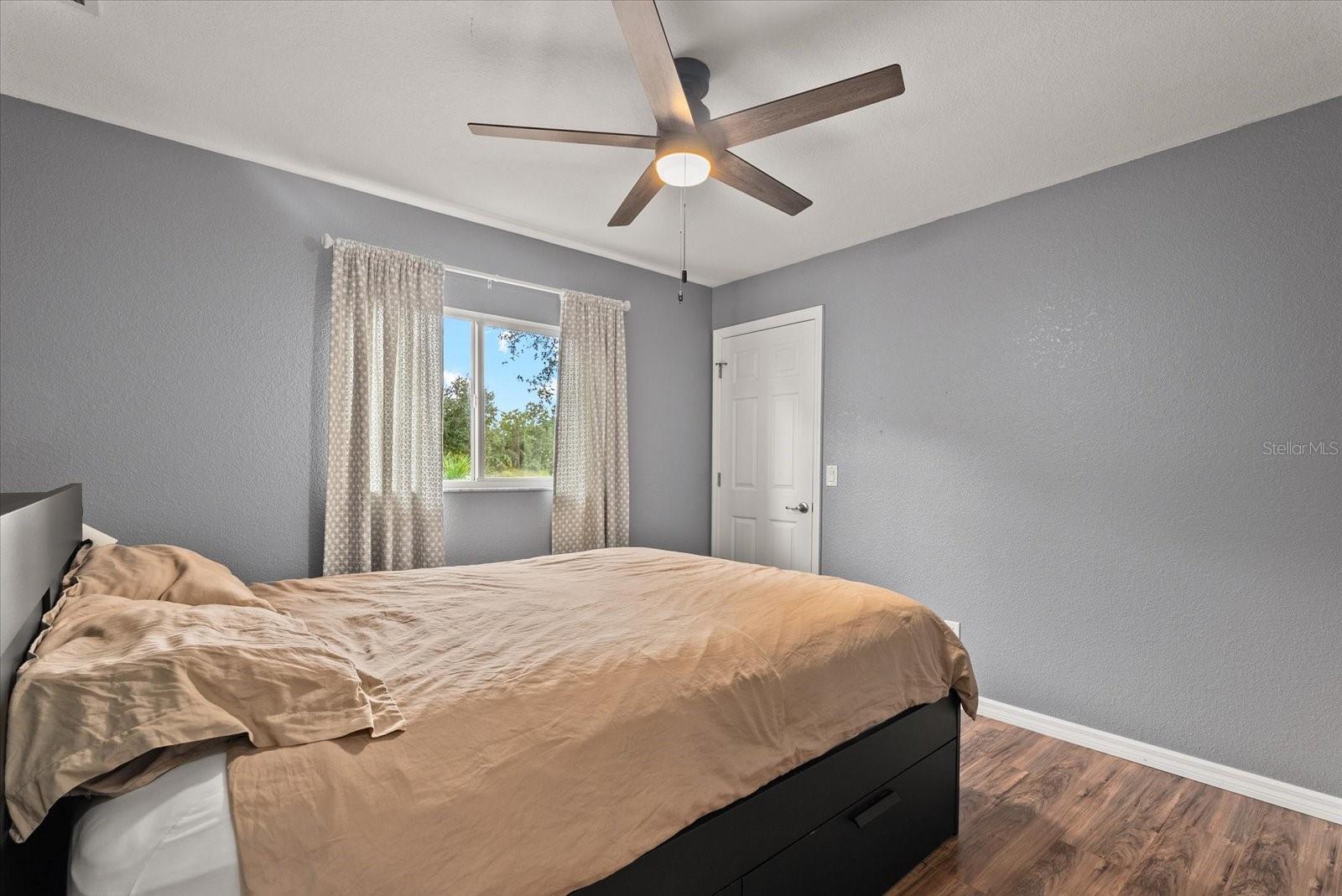 4241 CHAMRADE RD — photo 25
