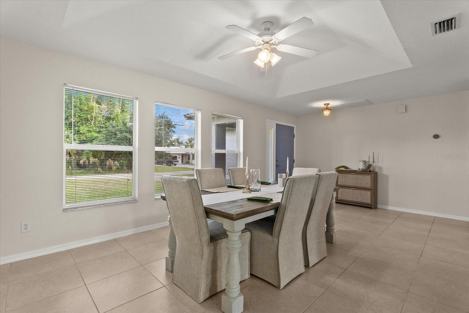 4241 CHAMRADE RD — photo 10