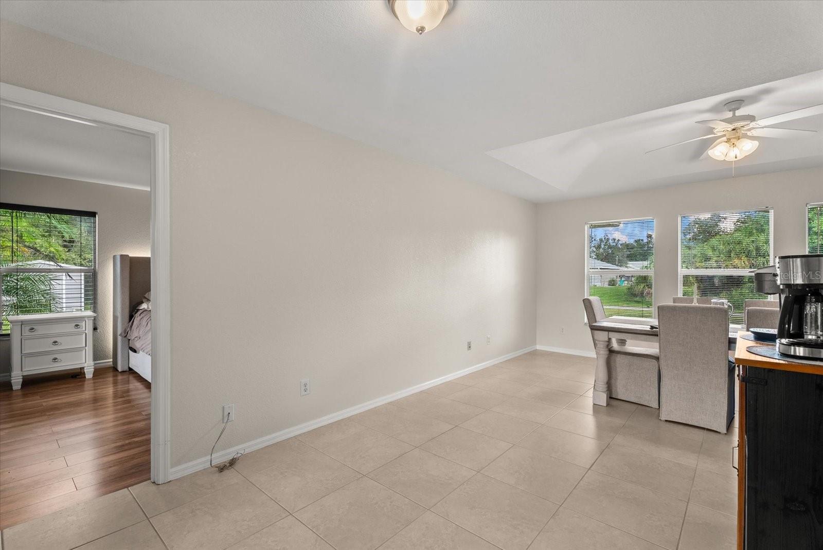 4241 CHAMRADE RD — photo 15