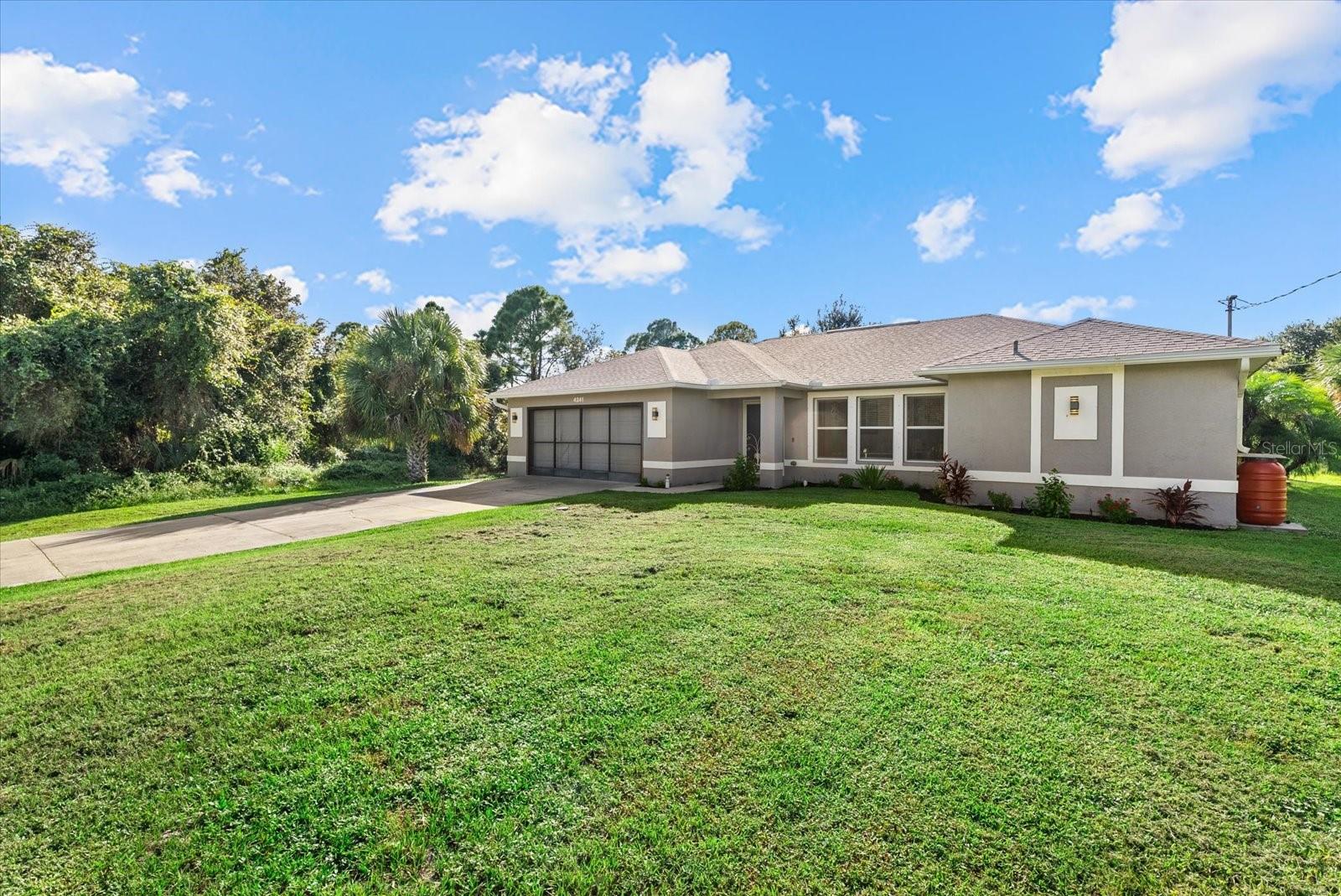 4241 CHAMRADE RD — photo 42