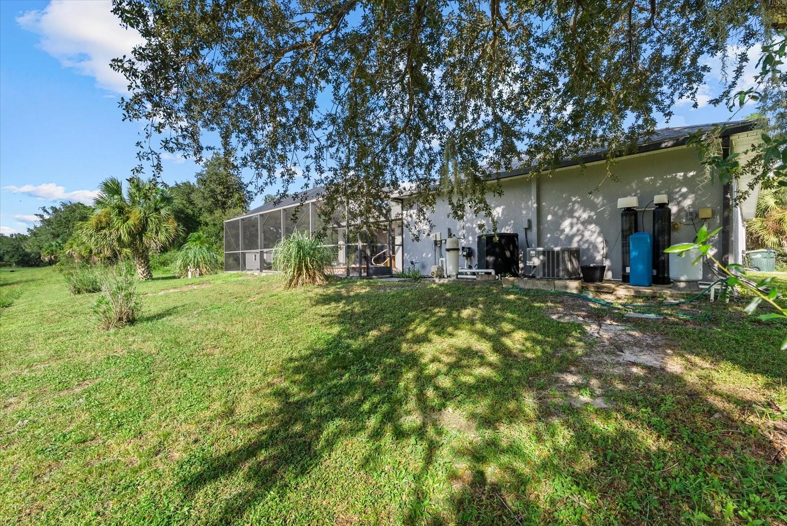 4241 CHAMRADE RD — photo 39