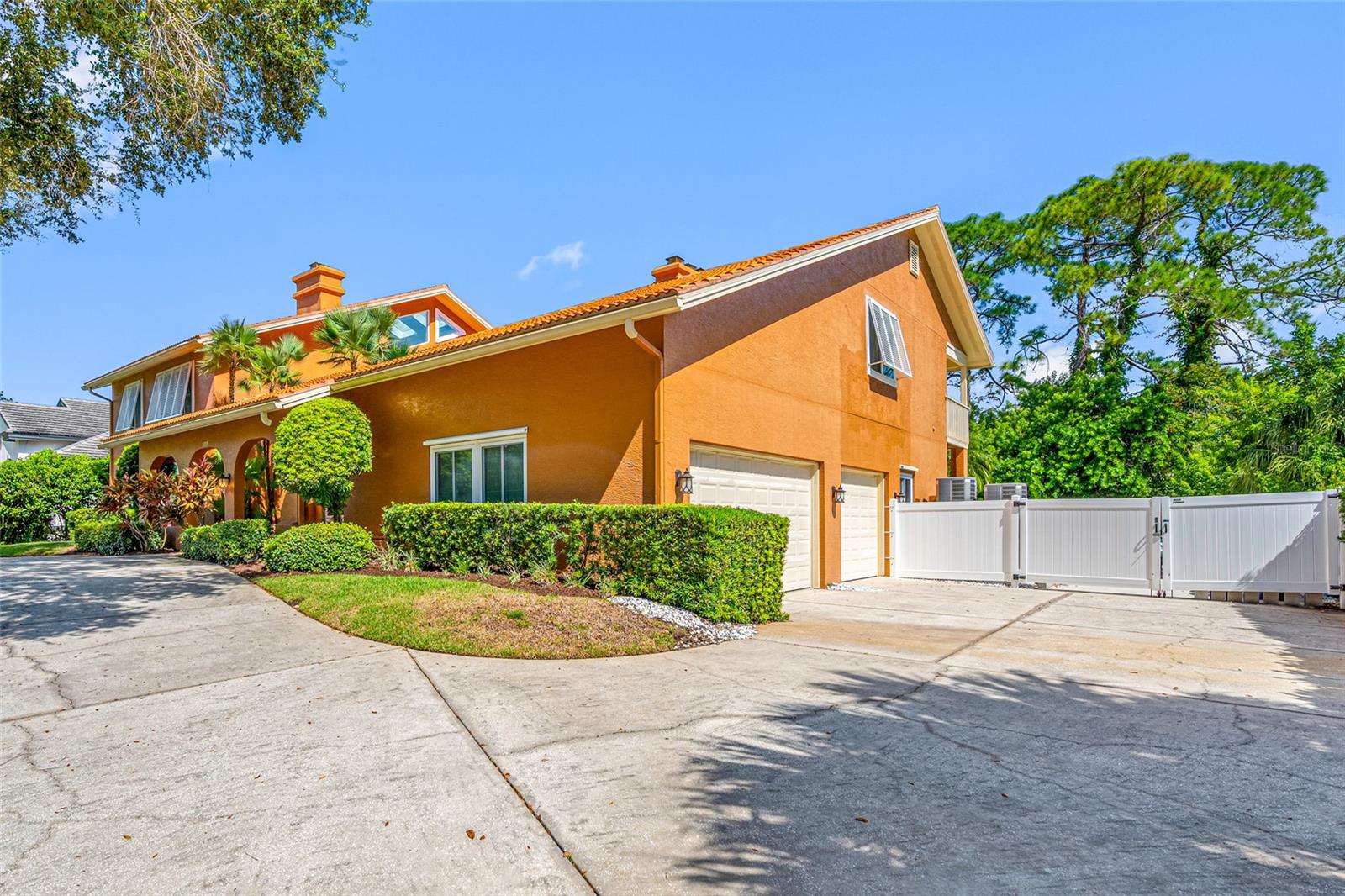 7239 HUNT CLUB LN — photo 21
