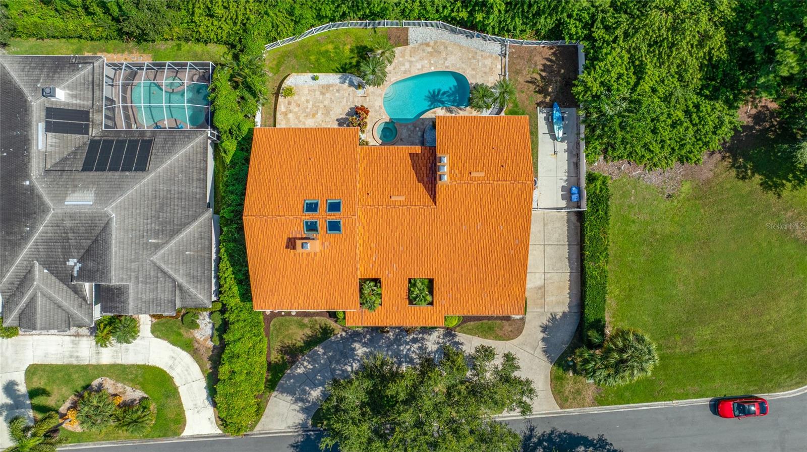7239 HUNT CLUB LN — photo 16