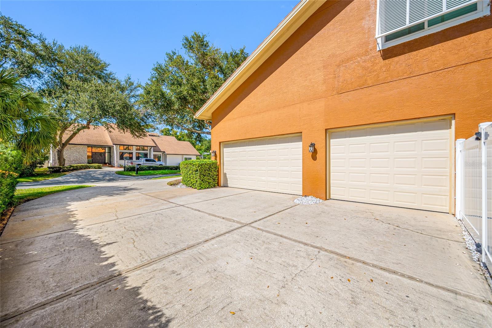7239 HUNT CLUB LN — photo 22